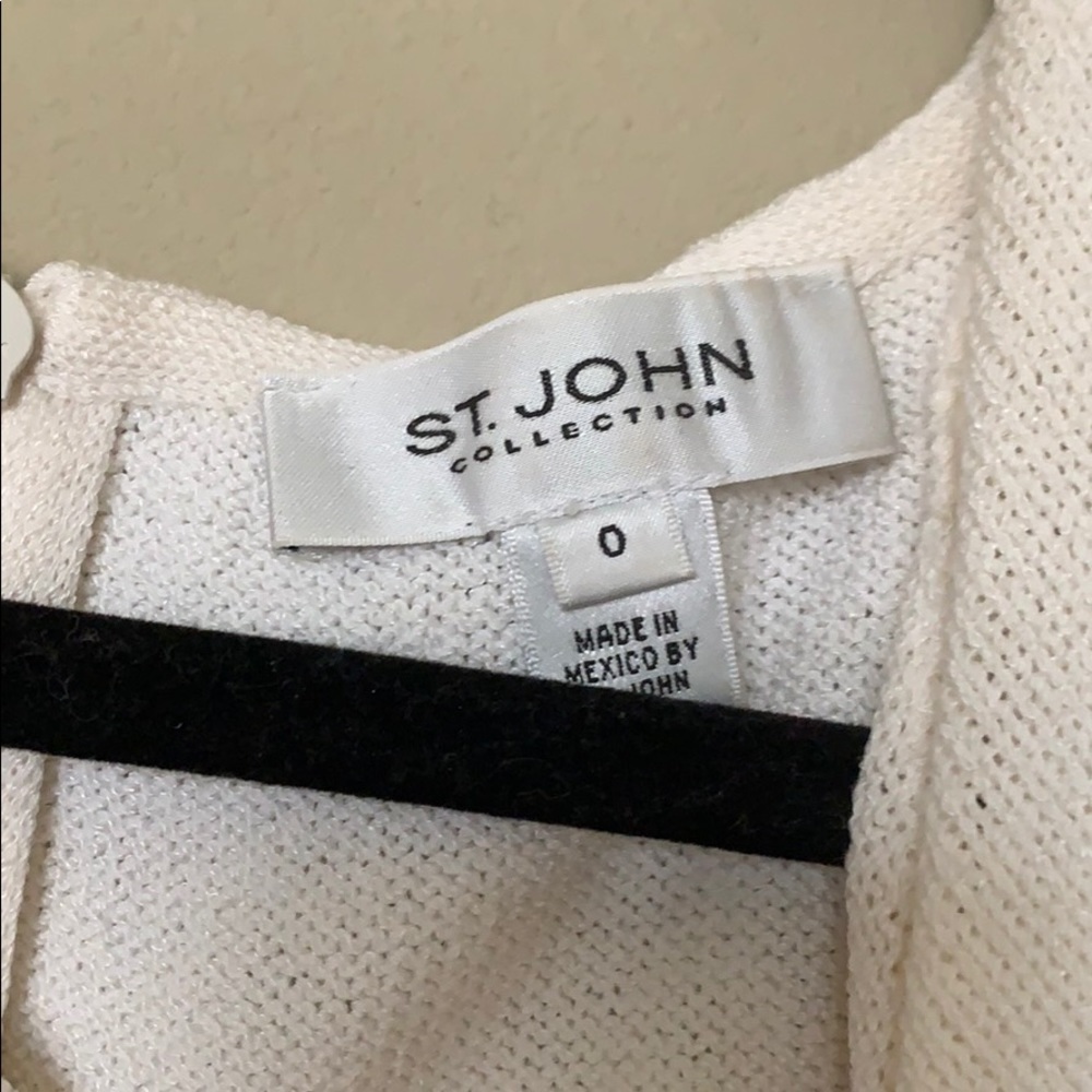 St John size 0 - Picture 2 of 6